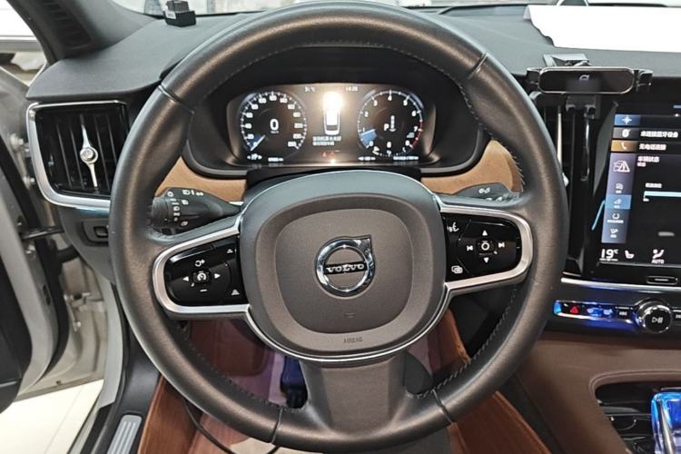 Used Volvo S90 2021 B5 Zhiyi Luxury Edition Steering Wheel