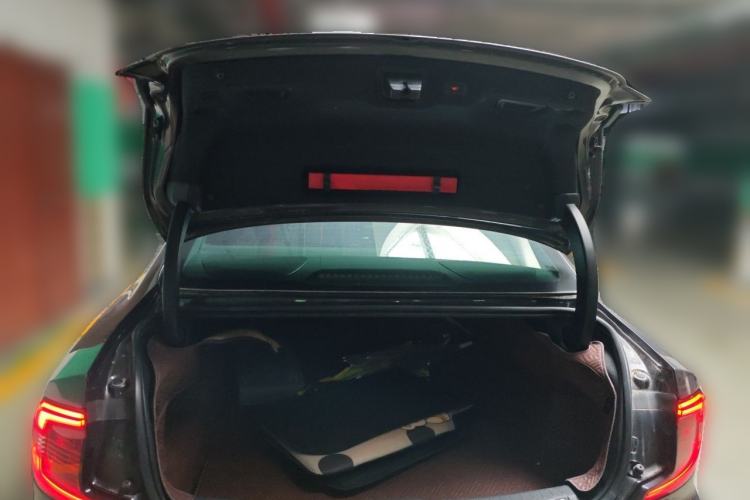 Used Volvo S90 2021 B5 Zhiyuan Luxury Edition Trunk