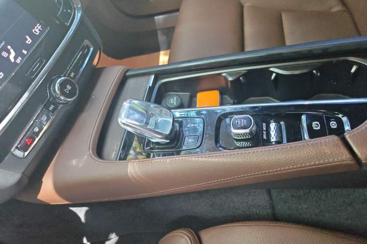 Used Volvo S90 2021 B5 Zhiyuan Luxury Edition Vehicle Key
