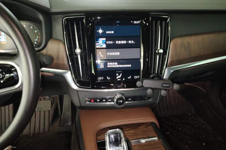 Used Volvo S90 2021 B5 Zhiyuan Luxury Edition Audio And AC Panel