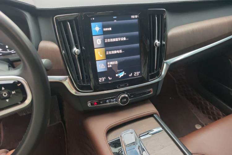 Used Volvo S90 2021 B5 Zhiyuan Luxury Edition Audio And AC Panel
