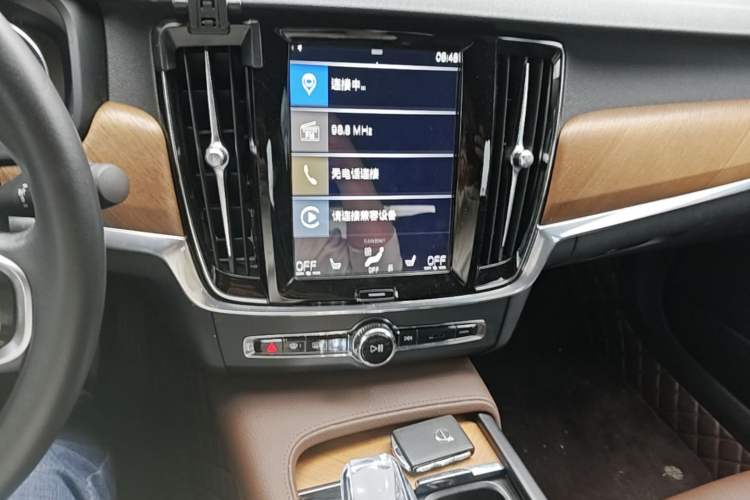 Used Volvo S90 2021 B5 Zhiyi Luxury Edition Audio And AC Panel