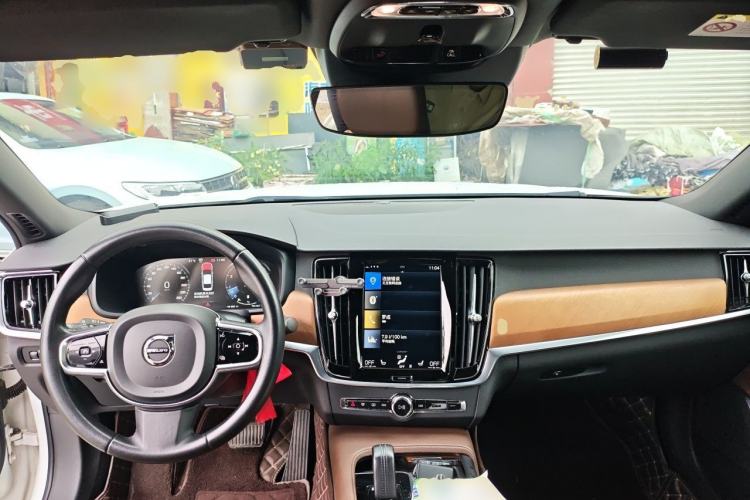 Used Volvo S90 2021 B5 Zhiyi Luxury Edition Center Console