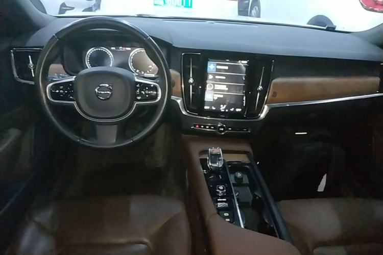 Used Volvo S90 2021 B5 Zhiyi Luxury Edition Center Console