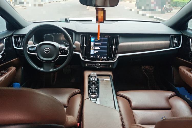 Used Volvo S90 2021 B5 Zhiyuan Luxury Edition Center Console