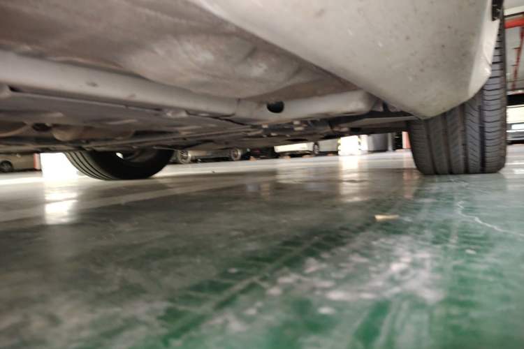 Used Volvo S90 2021 B5 Zhiyuan Luxury Edition Chassis Front Right