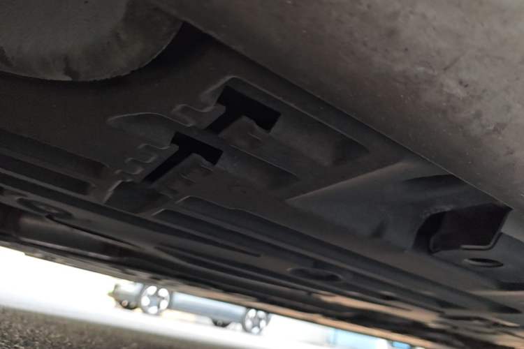 Used Volvo S90 2021 B5 Zhiyuan Luxury Edition Chassis Rear Right