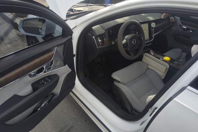 Used Volvo S90 2021 B5 Luxury Smart Edition Driver Seat