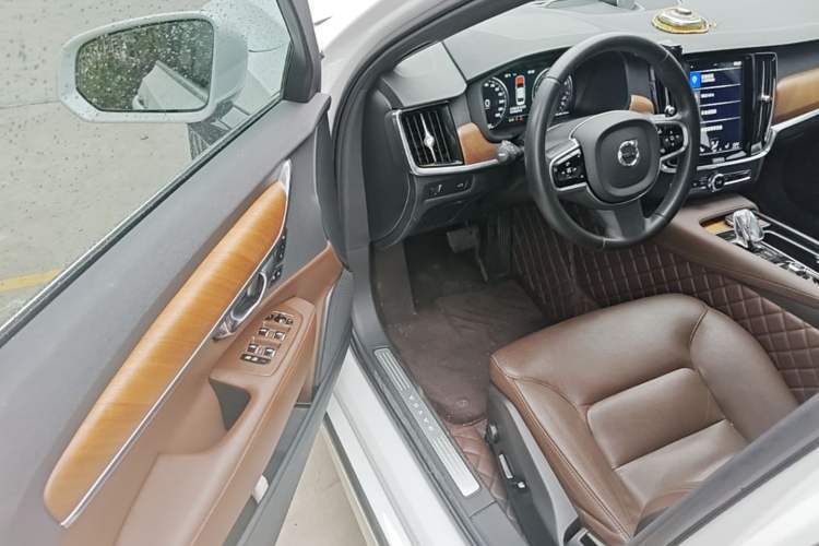 Used Volvo S90 2021 B5 Zhiyi Luxury Edition Driver Seat