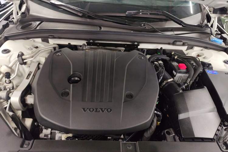 Used Volvo S90 2021 B5 Zhiyuan Luxury Edition Engine Bay