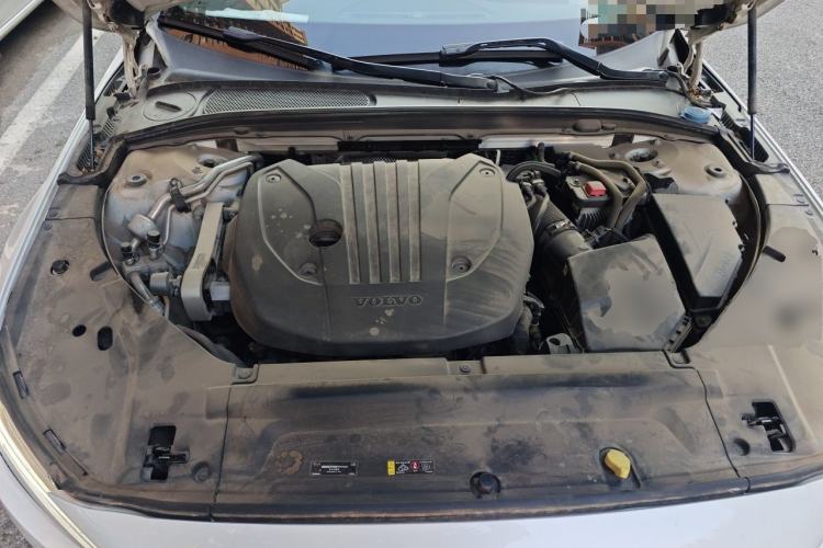 Used Volvo S90 2021 B5 Zhiyi Luxury Edition Engine Bay