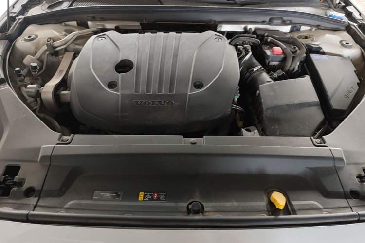 Used Volvo S90 2021 B5 Zhiyuan Luxury Edition Engine Bay