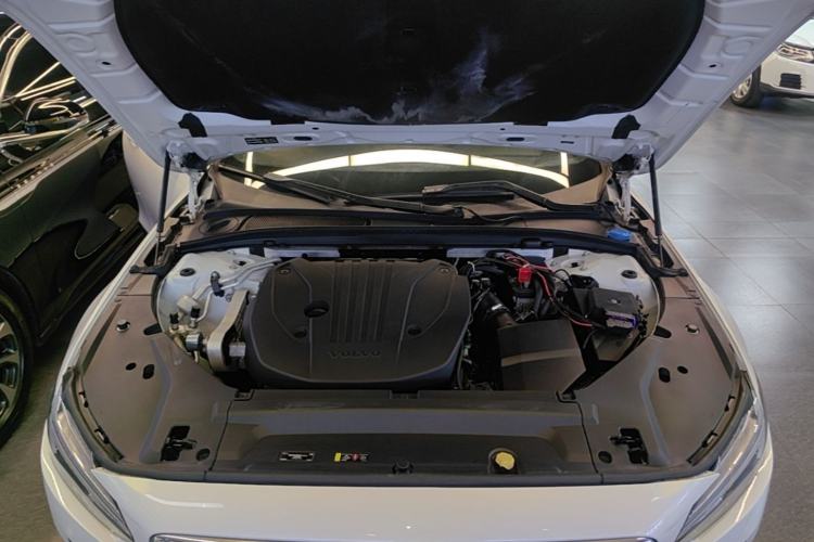 Used Volvo S90 2021 B5 Zhiyuan Luxury Edition Engine Bay
