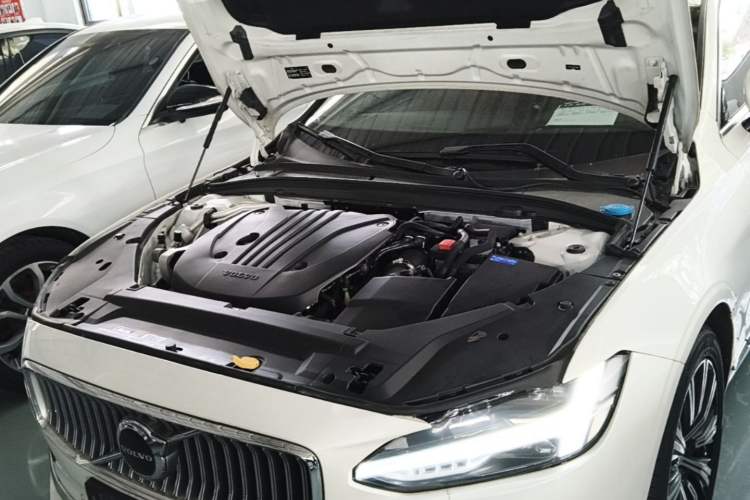 Used Volvo S90 2021 B5 Zhiyuan Luxury Edition Engine Bay