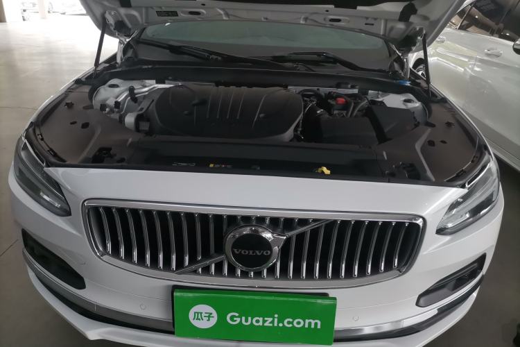 Used Volvo S90 2021 B5 Zhiyi Luxury Edition Engine Bay
