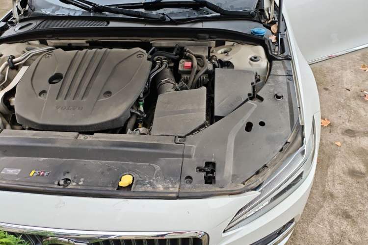 Used Volvo S90 2021 B5 Zhiyi Luxury Edition Engine Bay Left