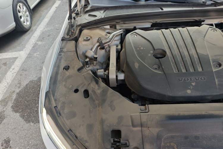 Used Volvo S90 2021 B5 Zhiyi Luxury Edition Engine Bay Right