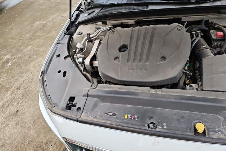 Used Volvo S90 2021 B5 Zhiyi Luxury Edition Engine Bay Right