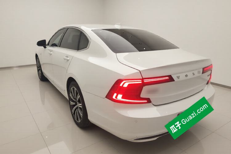 Used Volvo S90 2021 B5 Zhiyuan Luxury Edition Exterior 2