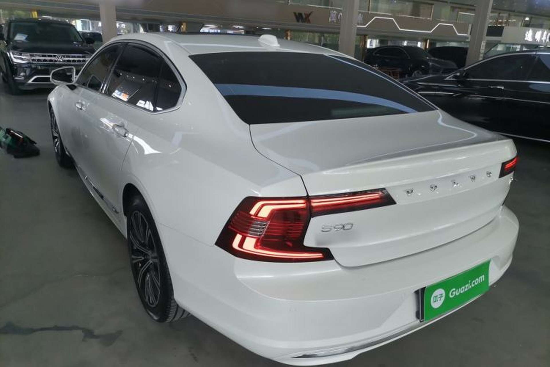 Used Volvo S90 2021 B5 Zhiyi Luxury Edition Exterior 2