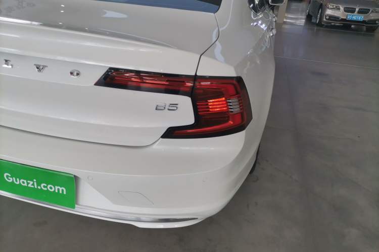 Used Volvo S90 2021 B5 Zhiyi Luxury Edition Exterior 3