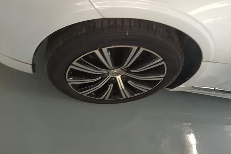 Used Volvo S90 2021 B5 Zhiyuan Luxury Edition Exterior 4