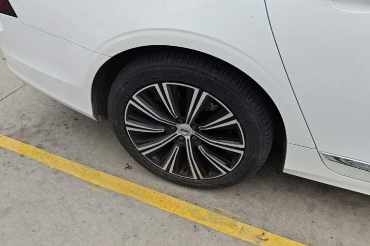 Used Volvo S90 2021 B5 Zhiyi Luxury Edition Exterior 5
