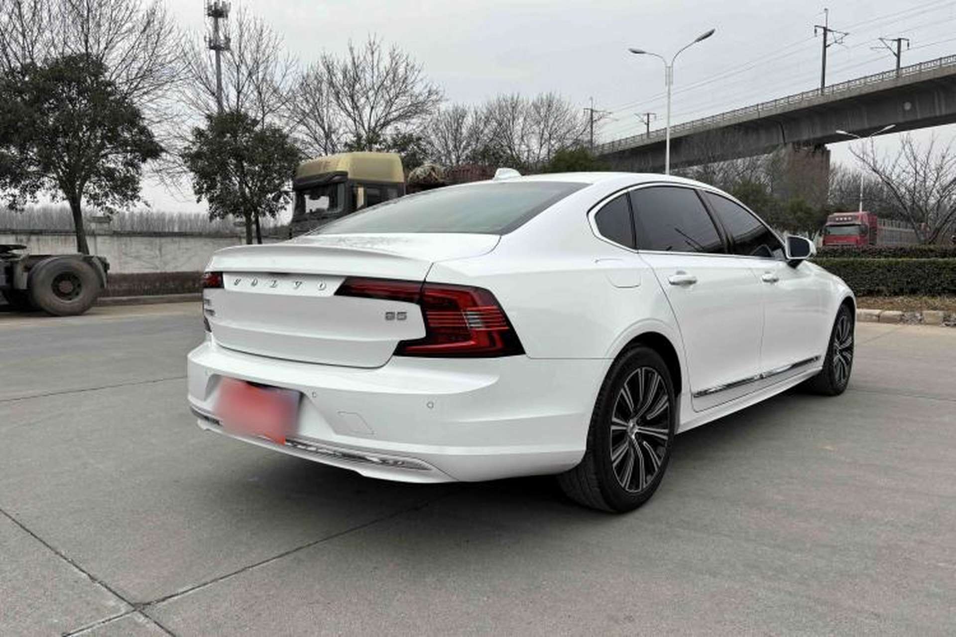 Used Volvo S90 2021 B5 Zhiyuan Luxury Edition Exterior 6