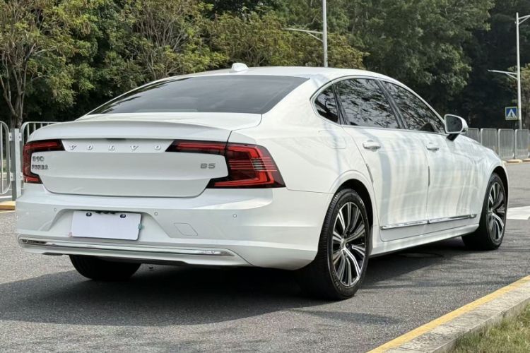 Used Volvo S90 2021 B5 Zhiyuan Luxury Edition Exterior 7
