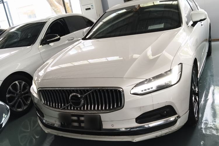 Used Volvo S90 2021 B5 Zhiyuan Luxury Edition Front