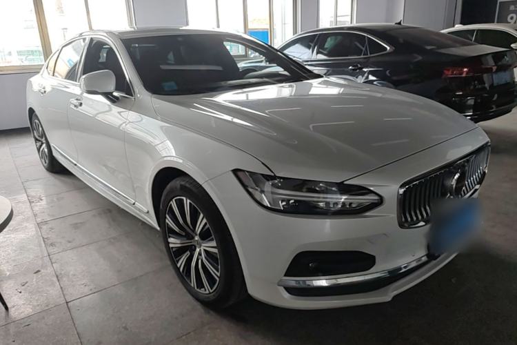 Used Volvo S90 2021 B5 Zhiyuan Luxury Edition Front Right 45 Deg