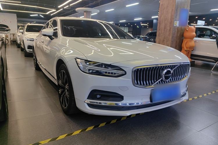 Used Volvo S90 2021 B5 Zhiyuan Luxury Edition Front Right 45 Deg
