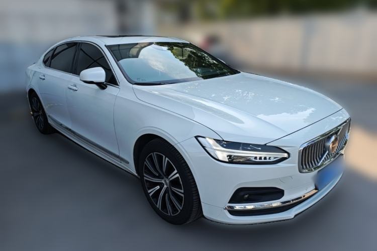 Used Volvo S90 2021 B5 Zhiyuan Luxury Edition Front Right 45 Deg
