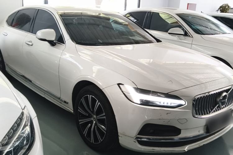 Used Volvo S90 2021 B5 Zhiyuan Luxury Edition Front Right 45 Deg