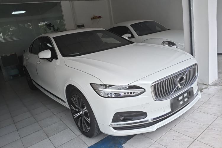 Used Volvo S90 2021 B5 Zhiyuan Luxury Edition Front Right 45 Deg