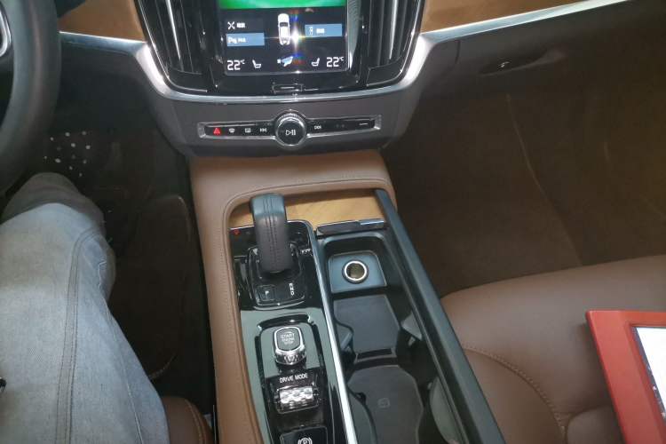 Used Volvo S90 2021 B5 Zhiyi Luxury Edition Gear Lever