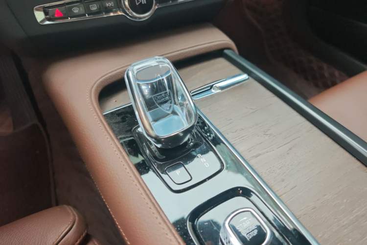 Used Volvo S90 2021 B5 Zhiyuan Luxury Edition Gear Lever