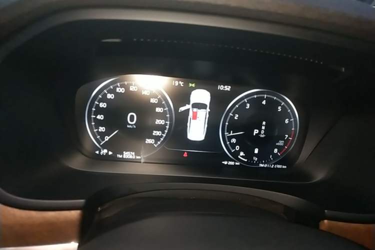 Used Volvo S90 2021 B5 Zhiyi Luxury Edition Instrument Cluster