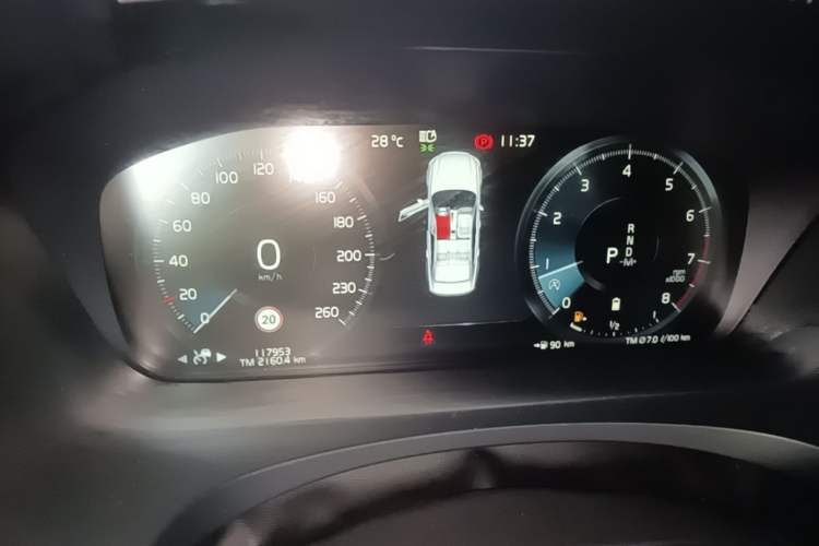 Used Volvo S90 2021 B5 Zhiyuan Luxury Edition Instrument Cluster