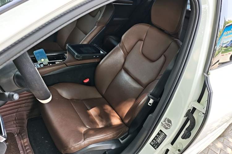 Used Volvo S90 2021 B5 Zhiyi Luxury Edition Left Front Seat