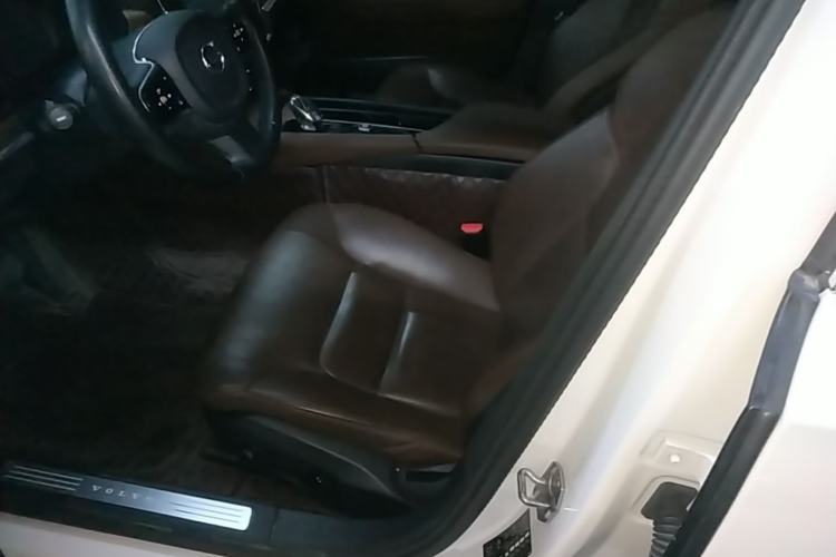 Used Volvo S90 2021 B5 Zhiyi Luxury Edition Left Front Seat