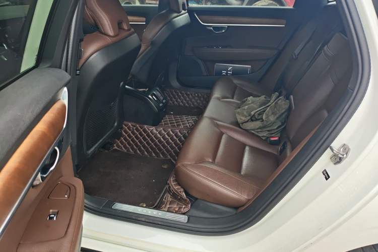 Used Volvo S90 2021 B5 Zhiyi Luxury Edition Left Rear Seat