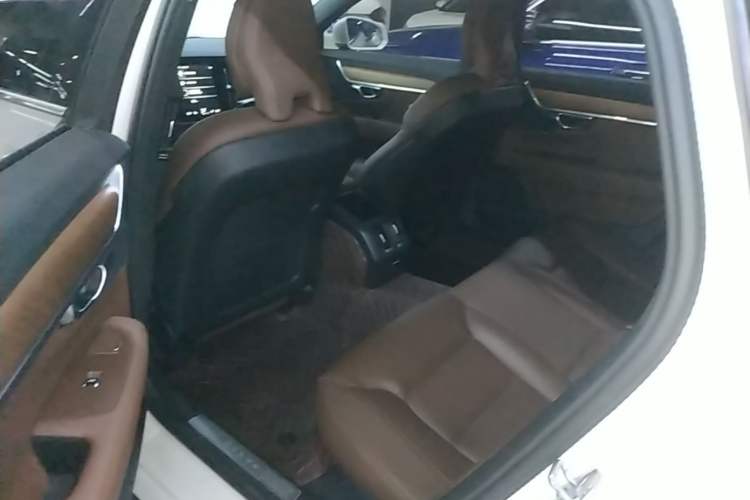 Used Volvo S90 2021 B5 Zhiyi Luxury Edition Left Rear Seat