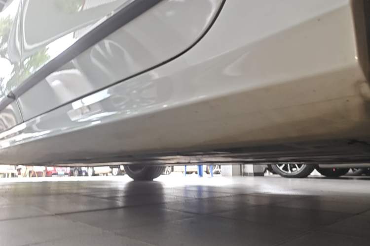 Used Volvo S90 2021 B5 Zhiyuan Luxury Edition Left Side Sill