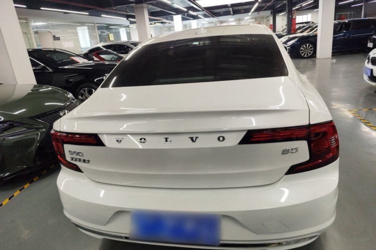 Used Volvo S90 2021 B5 Zhiyuan Luxury Edition Rear