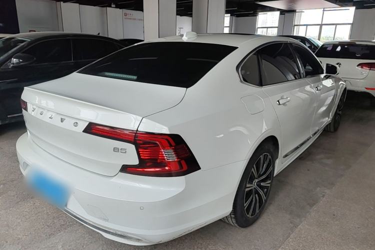 Used Volvo S90 2021 B5 Zhiyuan Luxury Edition Rear Right 45 Deg