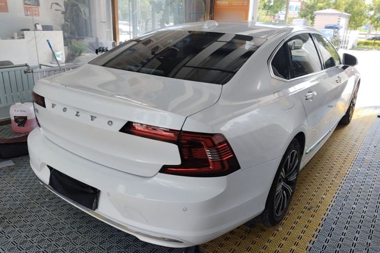 Used Volvo S90 2021 B5 Zhiyuan Luxury Edition Rear Right 45 Deg
