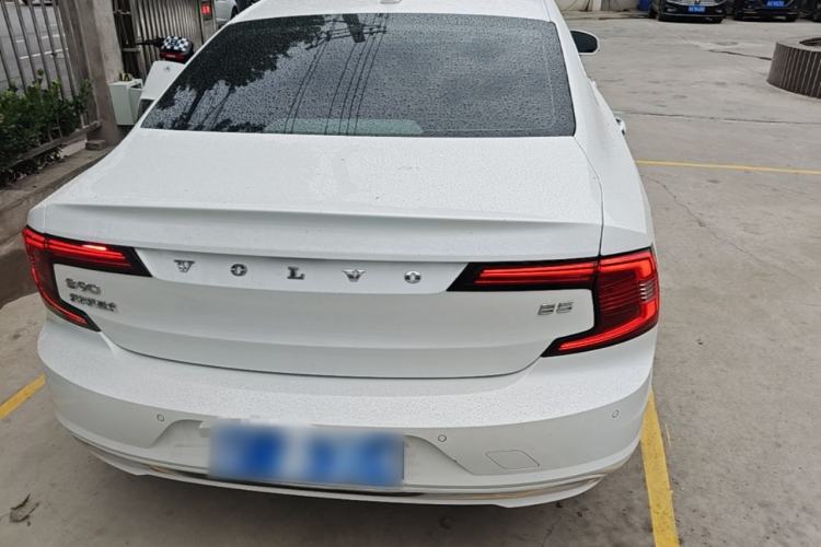 Used Volvo S90 2021 B5 Zhiyi Luxury Edition Rear