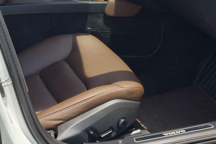 Used Volvo S90 2021 B5 Zhiyi Luxury Edition Right Front Seat