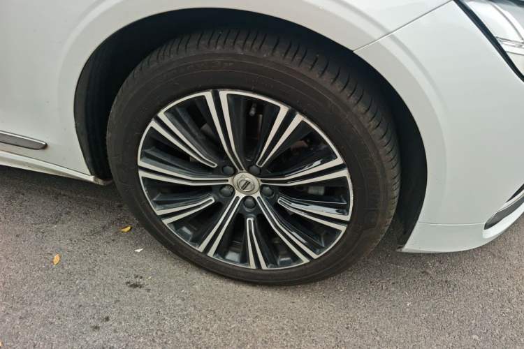 Used Volvo S90 2021 B5 Zhiyuan Luxury Edition Right Front Wheel Hub
